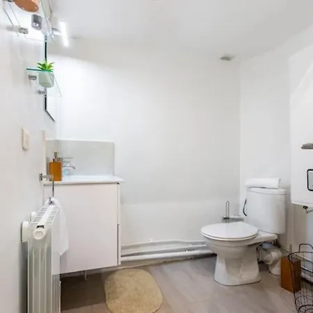 דירה Condamine/batignolles : Cosy Studio